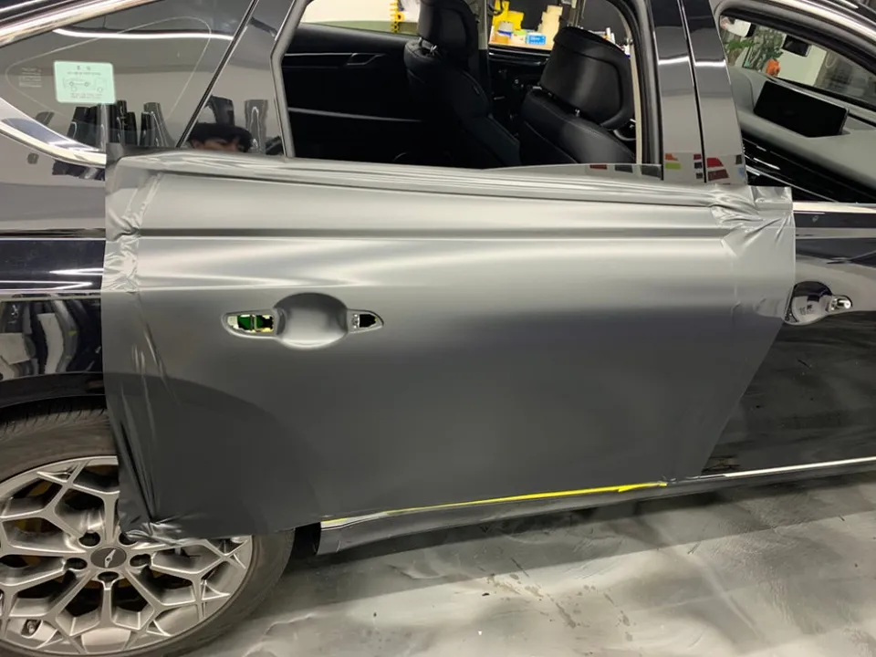 Genesis G80 vinyl wrap - Genesis G80 Vinyl Wrap Review: Avery Satin Blackrock Gray Metalli photo 3