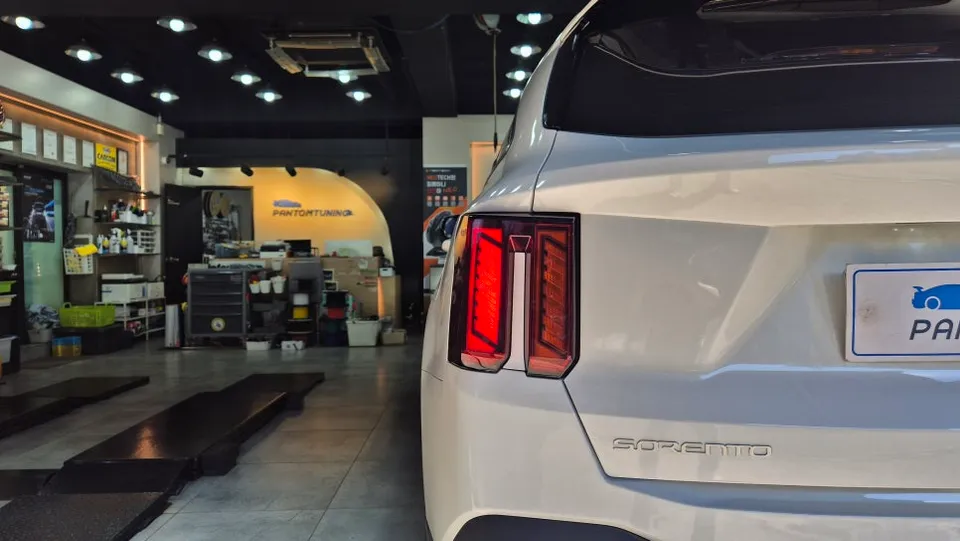 Kia Sorento MQ4 car accessories - Kia Sorento MQ4 Accessories Review — Cost & Results photo 4