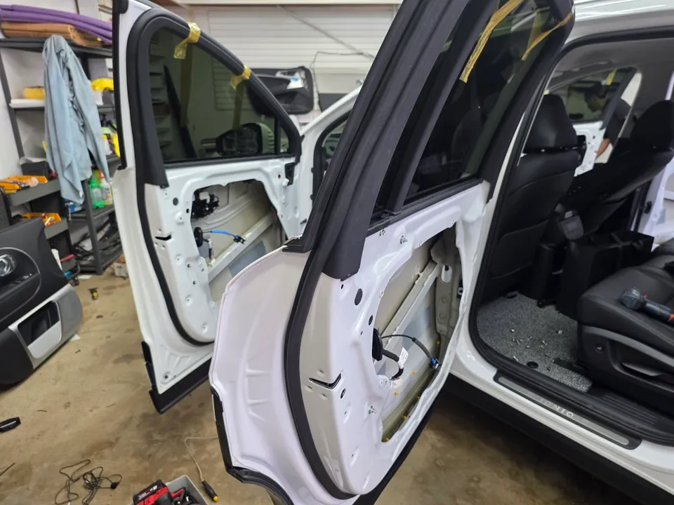 Hyundai IONIQ 9 oem options - Hyundai IONIQ 9 Oem Options Installation Review — Cost photo 6