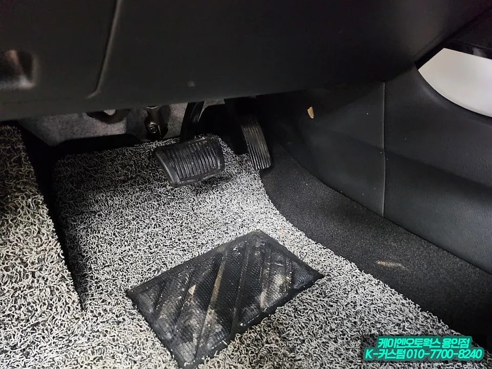 Kia Seltos interior customization - Kia Seltos Interior Customization Installation Review — Cost photo 3
