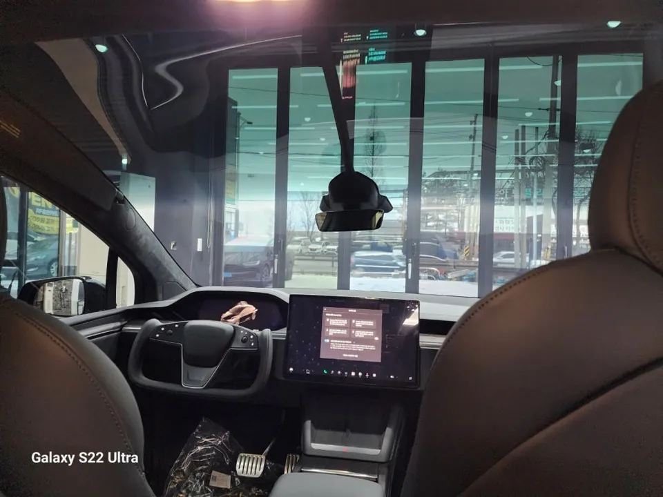 Tesla Model X PPF施工事例｜韓国での実例と費用目安 施工写真 2-2