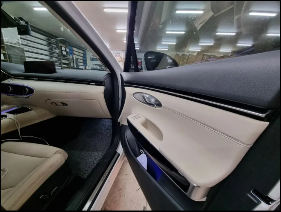 Genesis GV70 ambient lighting - Genesis GV70 Ambient Lighting Review — DMX Acrylic Upgrade photo 4