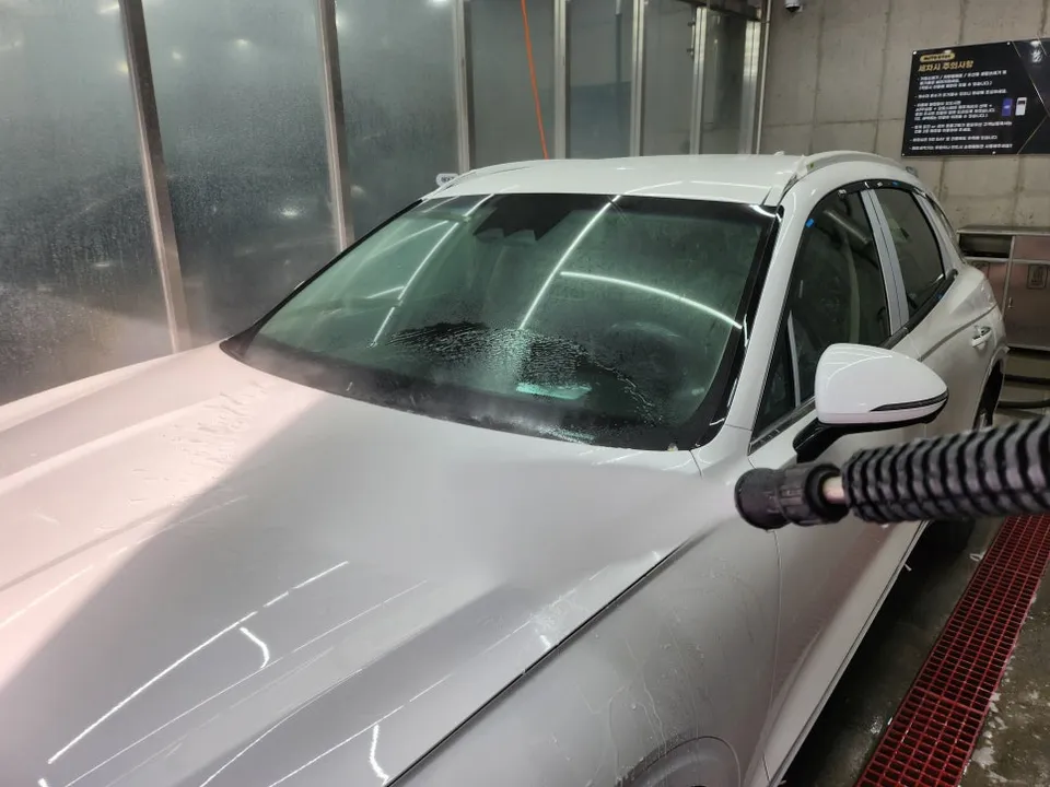 Genesis GV70 window tinting - Genesis GV70 Window Tinting Review: Crystal Clear Protection photo 4