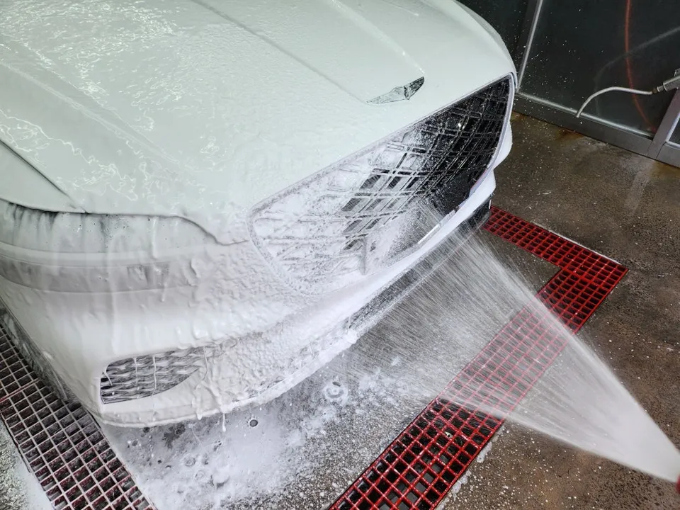 Genesis GV70 window tinting - Genesis GV70 Window Tinting Review: Crystal Clear Protection photo 5