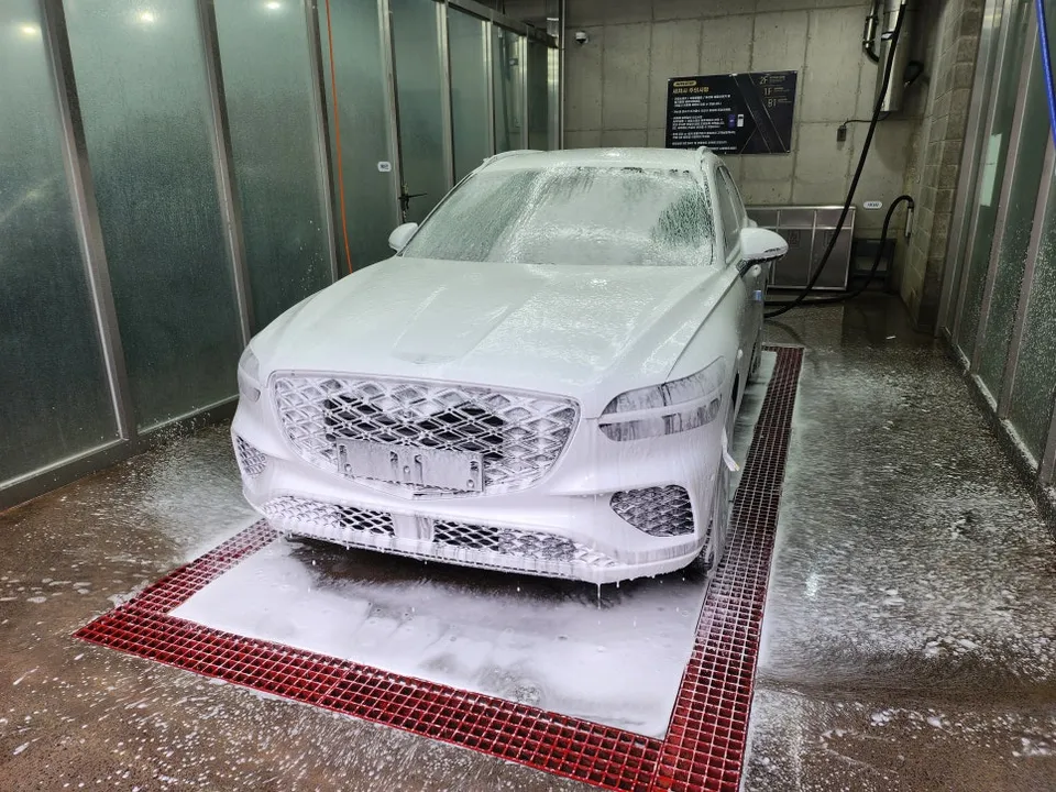 Genesis GV70 window tinting - Genesis GV70 Window Tinting Review: Crystal Clear Protection photo 6