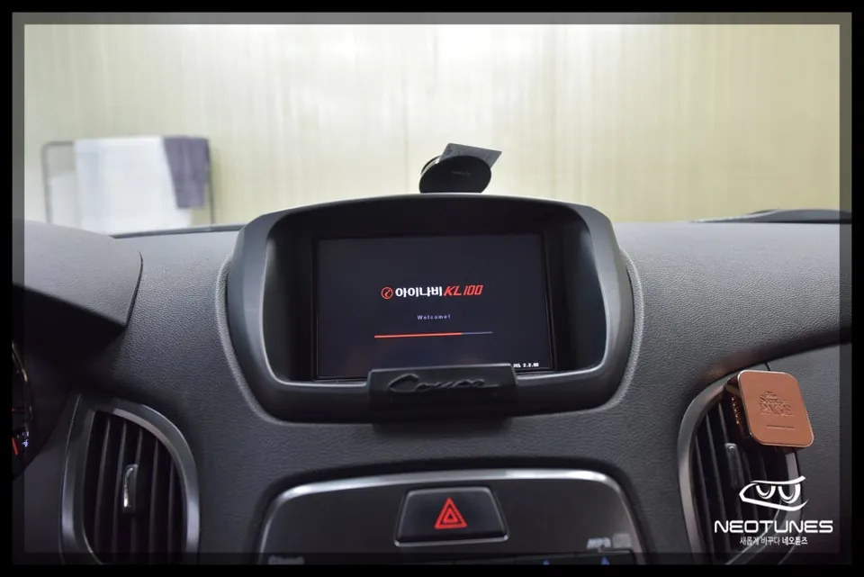 Genesis Genesis CoupeのAndroid Auto・CarPlay取付事例 施工写真 2-2