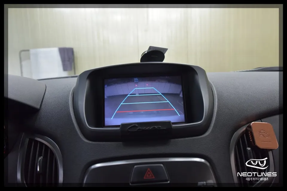 Genesis Genesis CoupeのAndroid Auto・CarPlay取付事例 施工写真 4-2