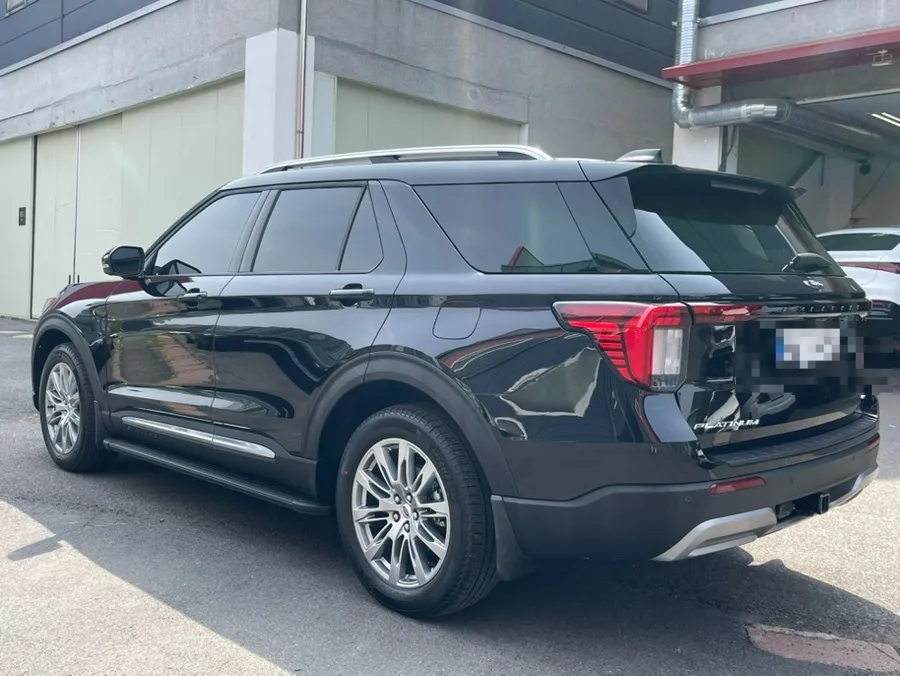 Ford Explorerのホイールリペア・塗装事例 施工写真 2-2