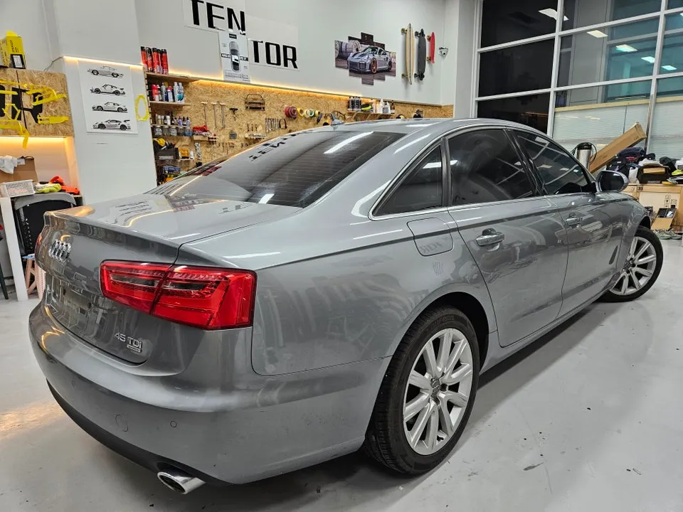 Audi A6のPPF施工事例|費用目安と仕上がり 施工写真 1-2
