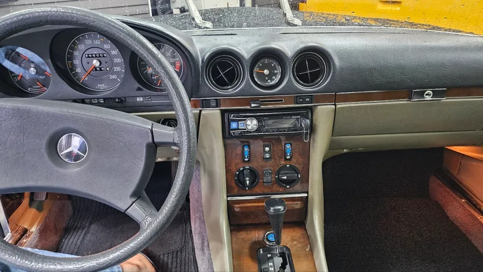 Mercedes-Benz Mercedesのカーフィルム施工事例|費用目安・仕上がり 施工写真 2-2