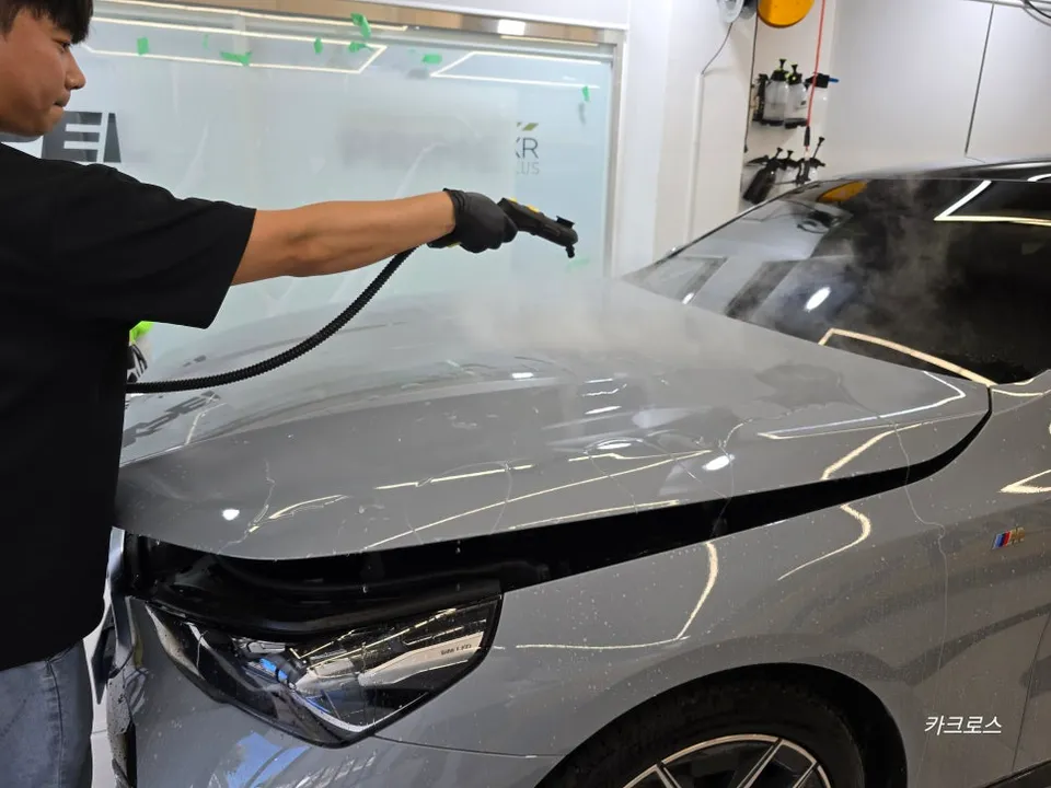 BMW i5のPPF施工事例|費用目安と仕上がり 施工写真 2-3