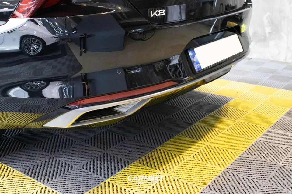 Kia K8のカーラッピング事例|クロームパーツをブラック化 施工写真 3-2