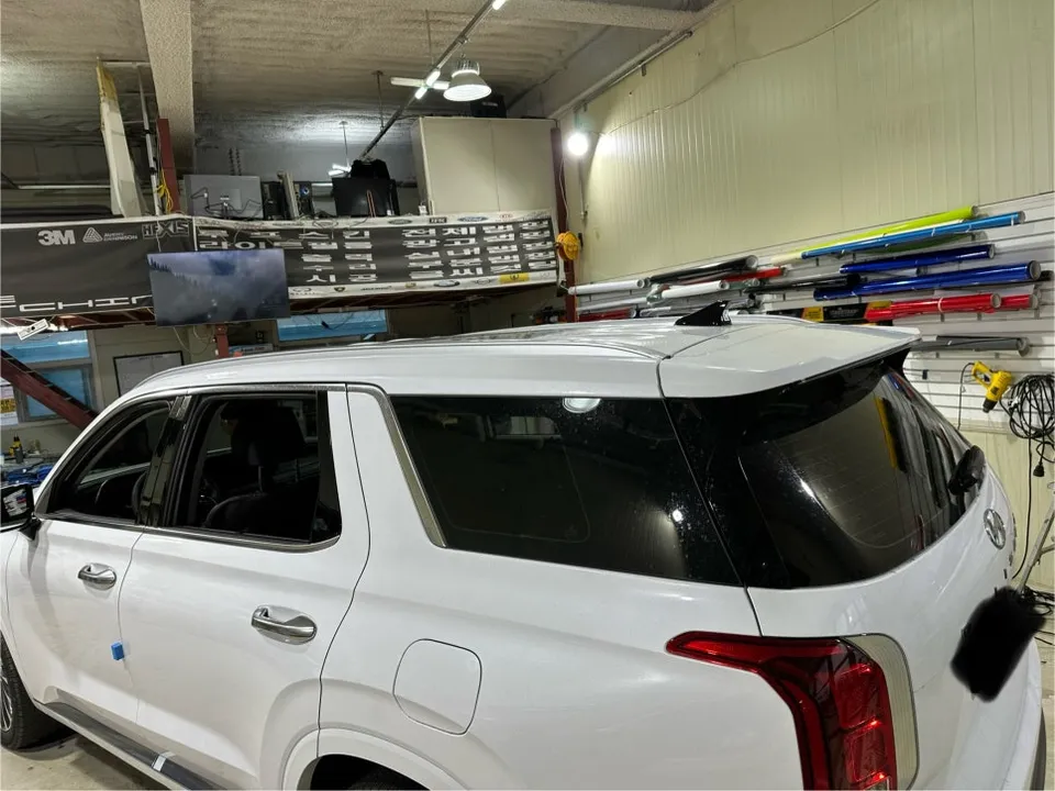 Hyundai Palisadeのカーラッピング事例｜費用目安・仕上がり 施工写真 1-2
