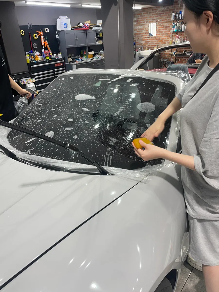 ポルシェ 911 992 PPF施工事例:費用目安と仕上がり 施工写真 3-3