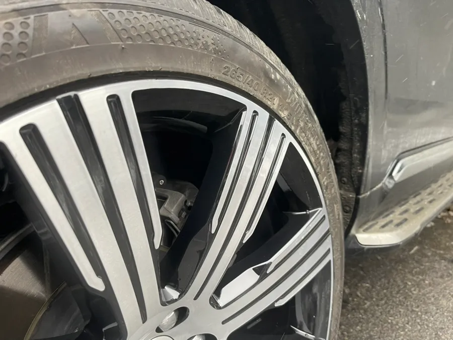 Volvo XC90 wheel repair - Volvo XC90 Wheel Repair & Painting Review: Diamond Cut Restoratio photo 7