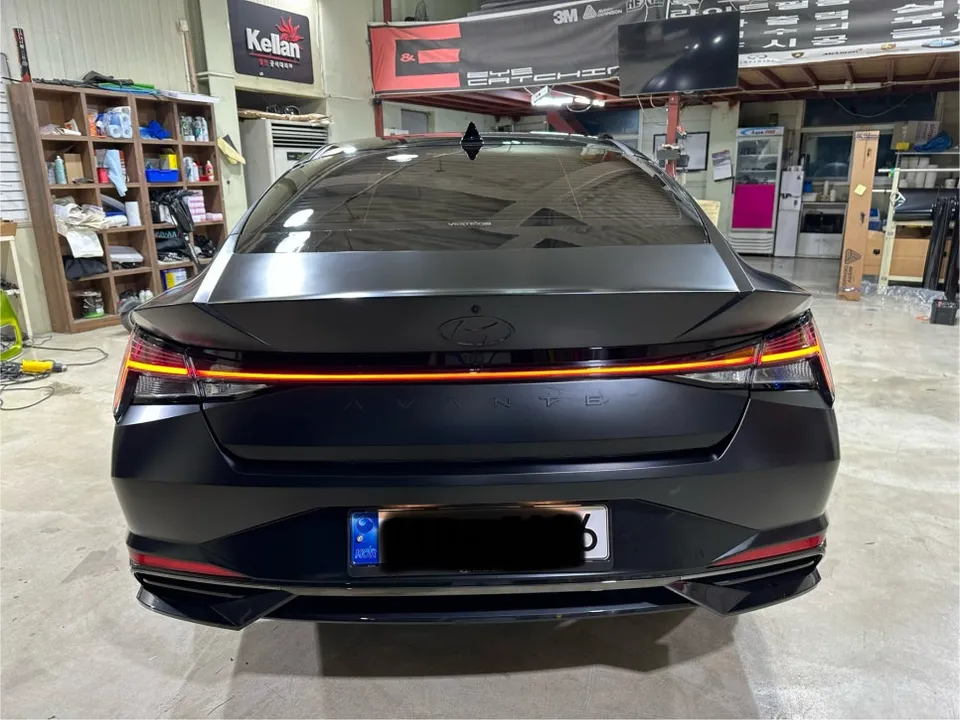 Hyundai Elantra CN7 vinyl wrap - Hyundai Elantra CN7 Vinyl Wrap Review: Satin Black Transformation photo 4