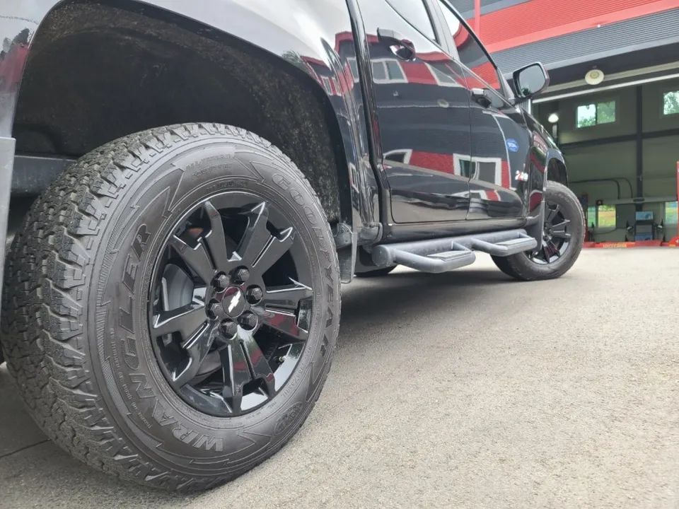 Chevrolet Coloradoのホイールリペア・塗装事例 施工写真 1-1