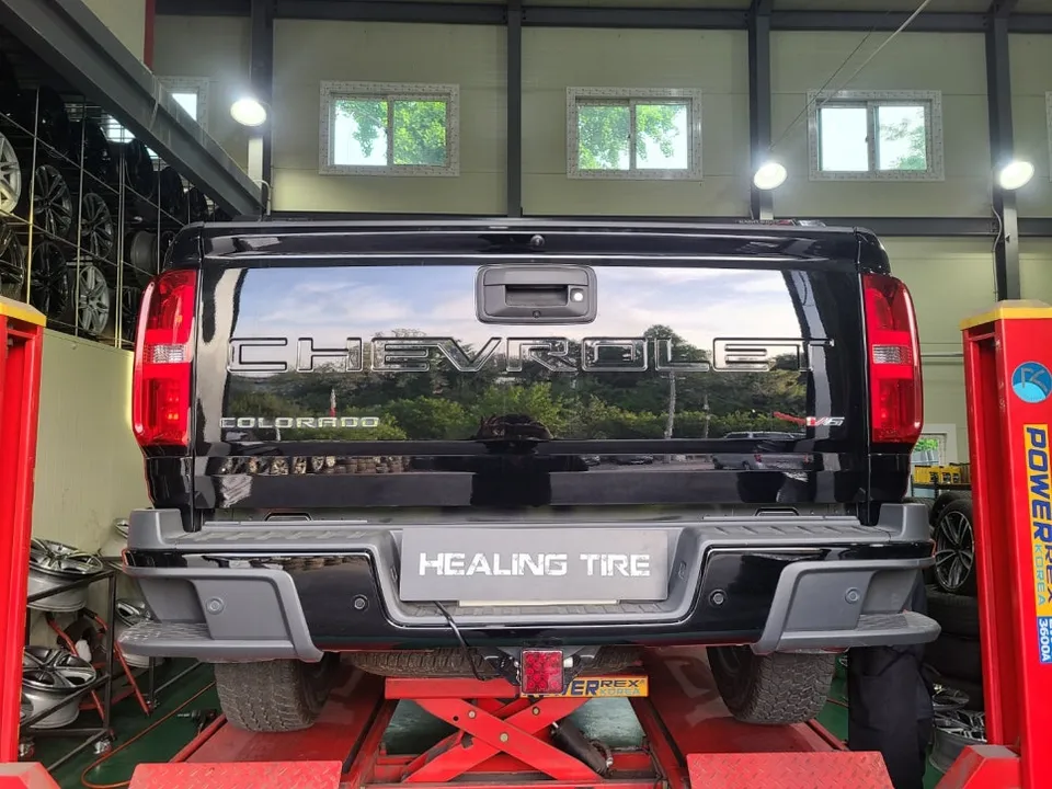 Chevrolet Coloradoのホイールリペア・塗装事例 施工写真 2-1