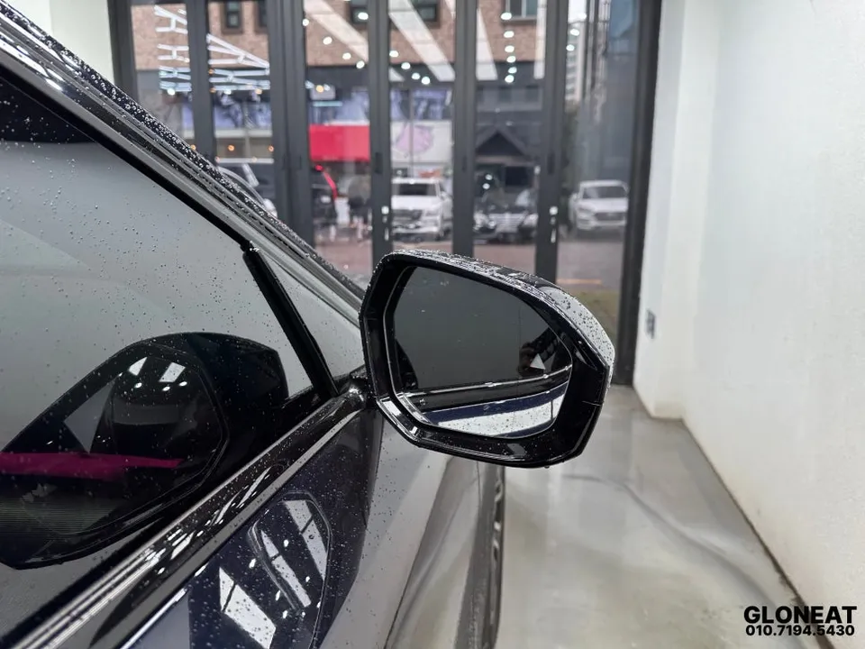 BMW i5 oem options - BMW i5 OEM Options Review: Wide Mirror Upgrade Cost photo 3