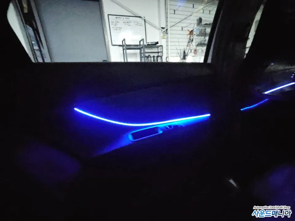Hyundai Elantra CN7 ambient lighting - Hyundai Elantra CN7 Ambient Lighting Review — Under $40 photo 3