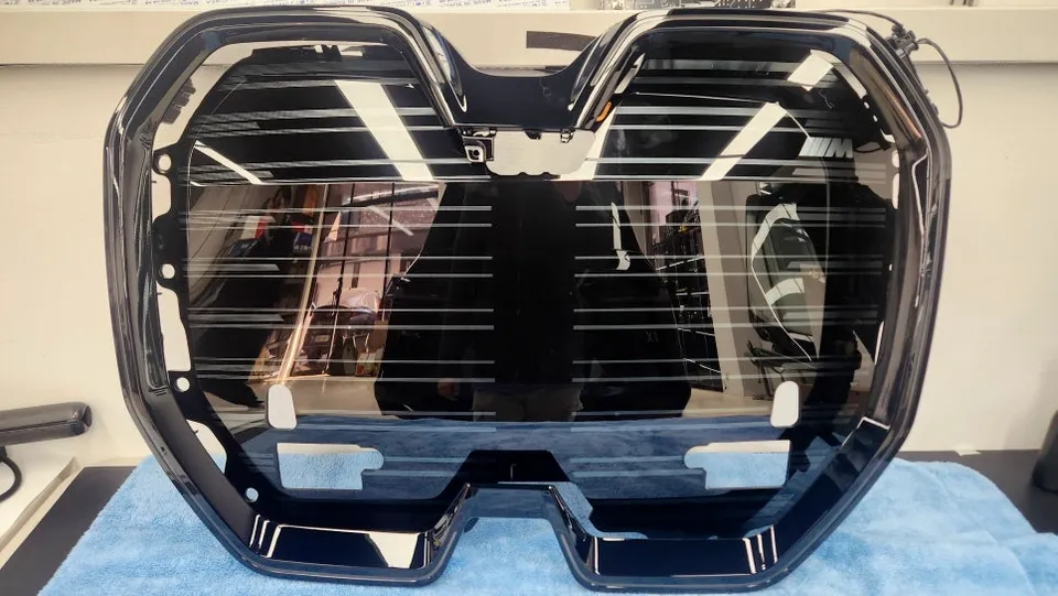 BMW iX ambient lighting - BMW iX Ambient Lighting Review — Cost & Results photo 3