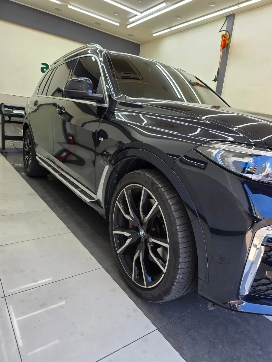 BMW X7 Body Kit Installation Review — Enhanced Aesthetics Before