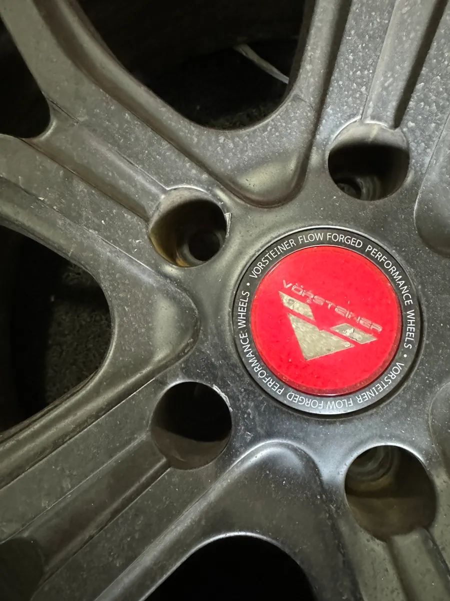 BMW M4 wheel repair - BMW M4 Wheel Repair & Painting Review — Pristine Finish photo 4