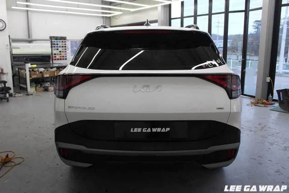 Kia Sportageのカーラッピング事例|費用目安・仕上がり 施工写真 3-1