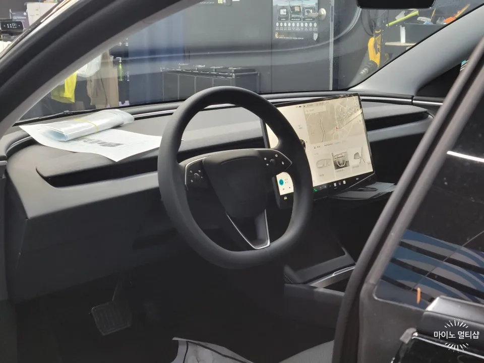 Tesla Model 3のカーフィルム施工事例｜費用目安・仕上がり 施工写真 2-1