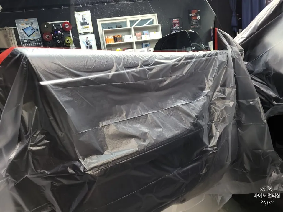 Tesla Model 3のカーフィルム施工事例｜費用目安・仕上がり 施工写真 1-3