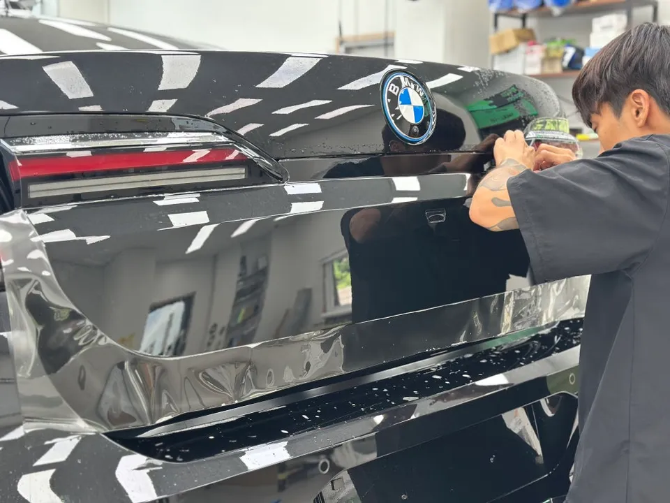 BMW 7 SeriesのPPF施工事例|費用目安・仕上がり 施工写真 3-2