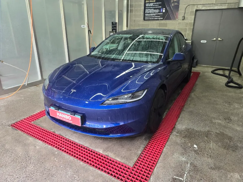 Tesla Model 3 PPF施工事例|費用目安と仕上がり 施工写真 2-2
