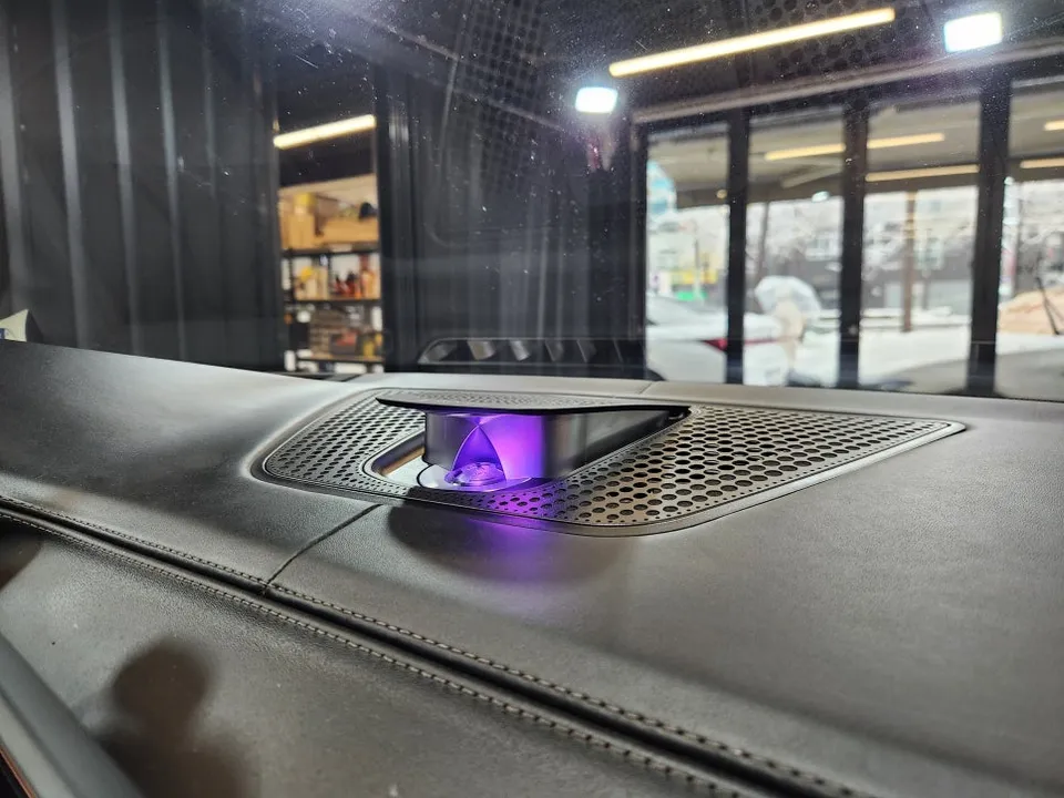 BMW X5 Ambient Lighting Review - Iconic Glow Grill & Speakers After