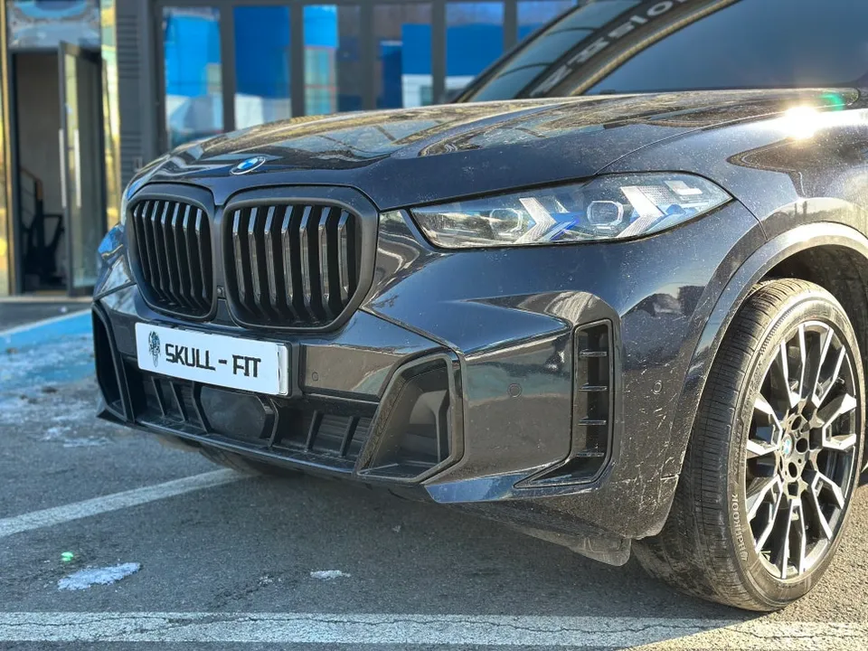BMW X5のPPF施工事例｜費用目安と仕上がり 施工写真 1-1