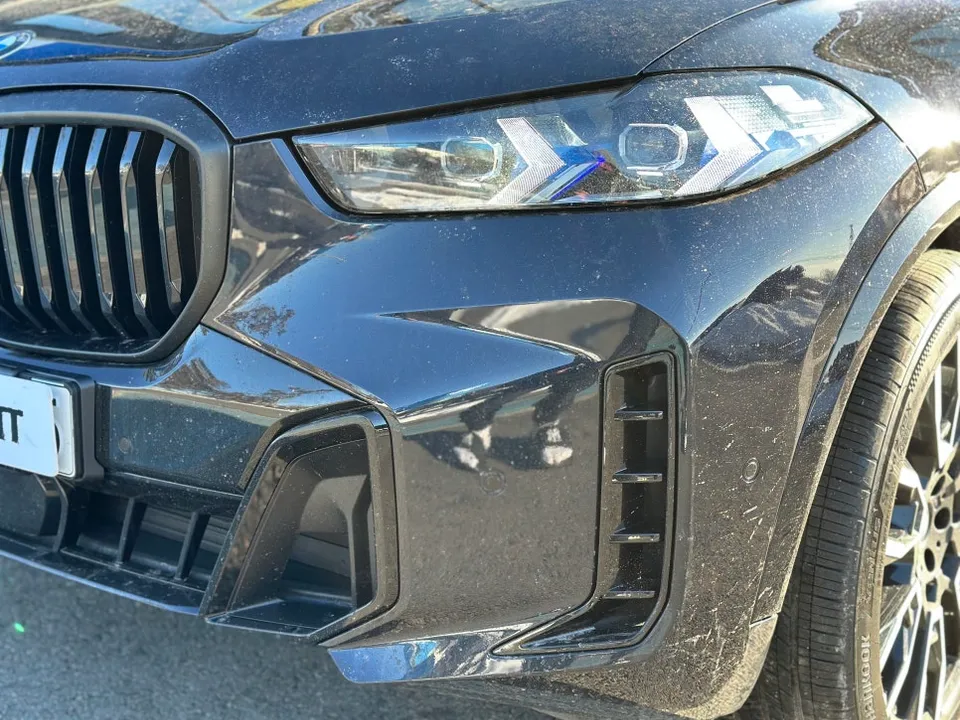 BMW X5のPPF施工事例｜費用目安と仕上がり 施工写真 1-2