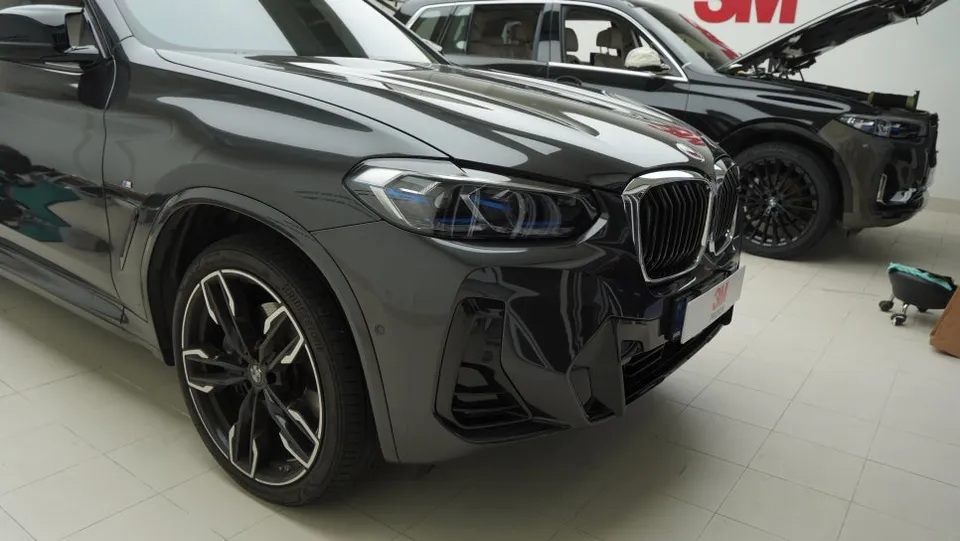 BMW X4 Vinyl Wrap Review — Black Kidney Grille Transformation photo 2