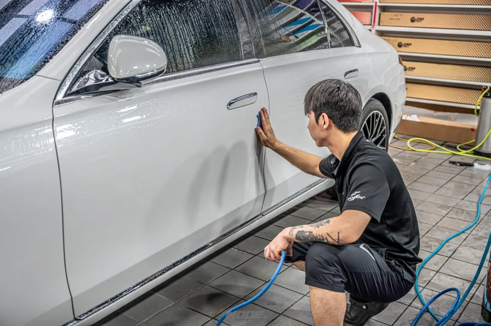 メルセデス・ベンツ Sクラス W222 PPF施工事例｜費用目安・仕上がり 施工写真 2-1
