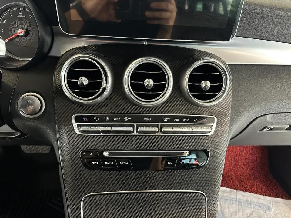 Mercedes-Benz GLCのカーラッピング事例|費用目安・仕上がり 施工写真 3-3