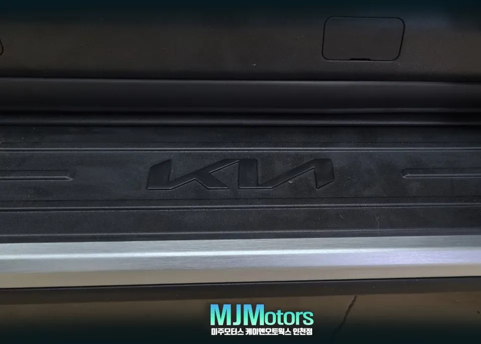Kia Sorento body kit - Kia Sorento Body Kit Installation Review photo 4