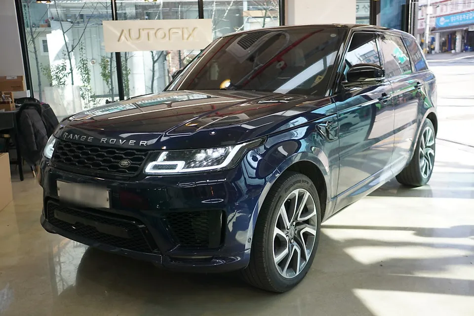 Land Rover Range Rover Sport ambient lighting review