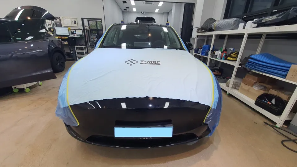 Tesla Model Yのカーフィルム施工事例｜費用目安・仕上がり 施工写真 3