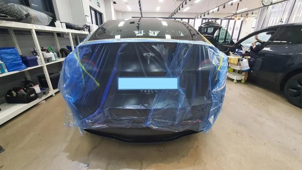Tesla Model Yのカーフィルム施工事例｜費用目安・仕上がり 施工写真 5