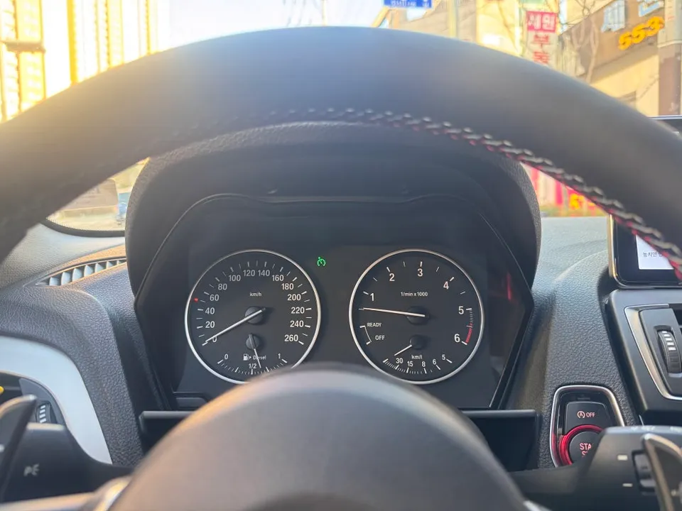 BMW 1 Series F20 steering wheel - BMW F20 Steering Wheel Customization Review photo 7