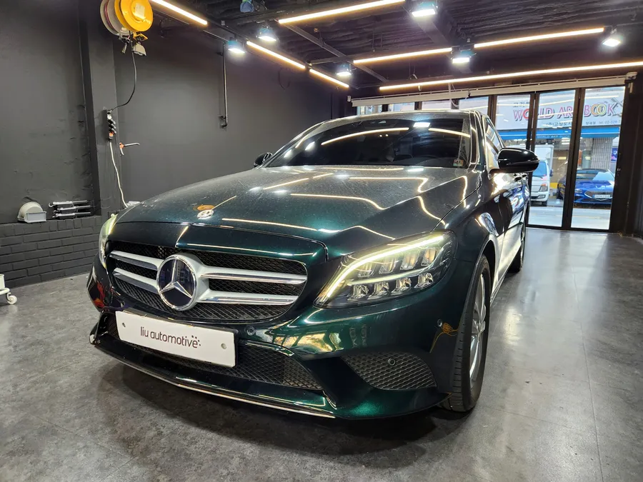 Mercedes-Benz CクラスのPPF施工事例｜費用目安・仕上がり 施工写真 2-1