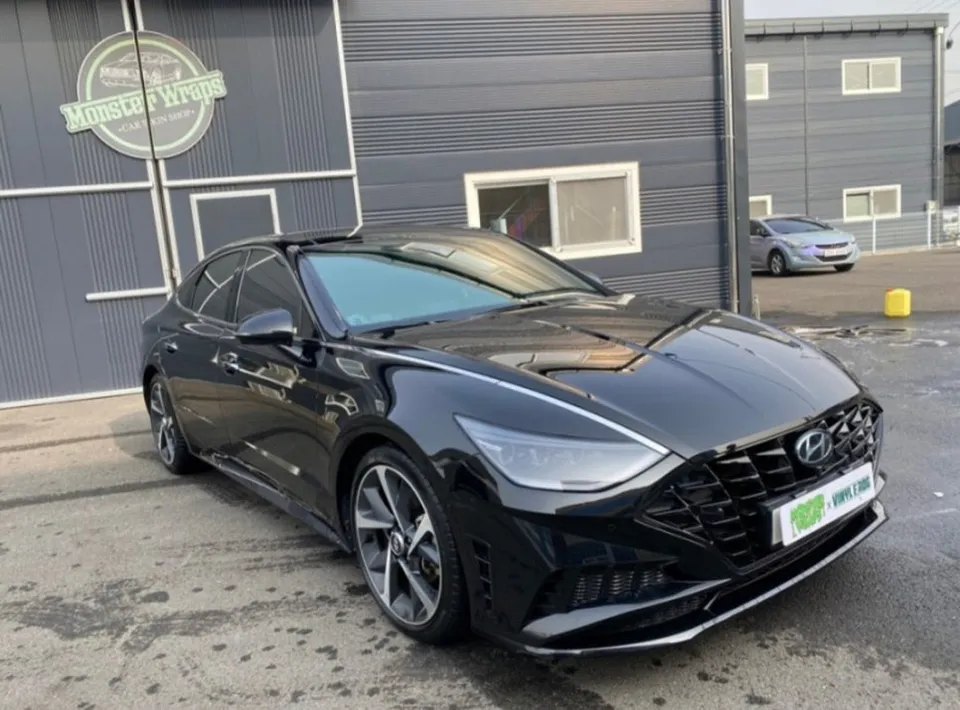 Hyundai Sonata DN8 vinyl wrap - Hyundai Sonata DN8 Vinyl Wrap Review - Satin Black Transformation photo 3