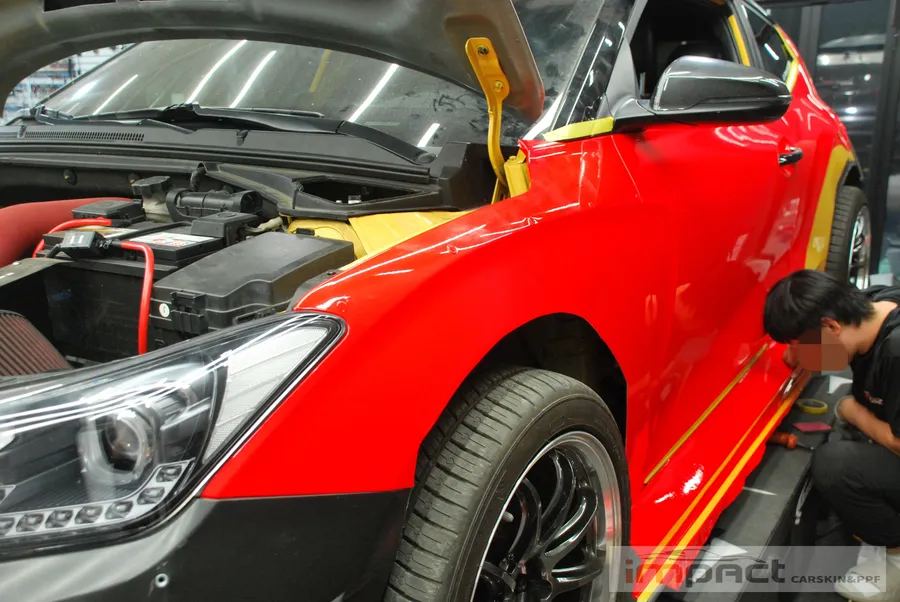 Hyundai Veloster Nのカーラッピング事例｜費用目安・仕上がり 施工写真 1-2