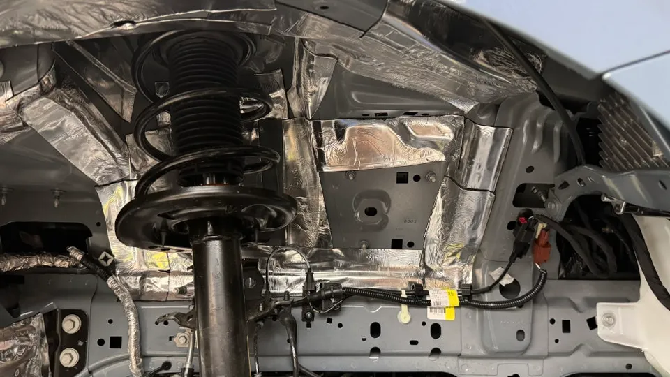 Ford Mustang soundproofing - Ford Mustang Soundproofing Review: Road Noise Reduction photo 4