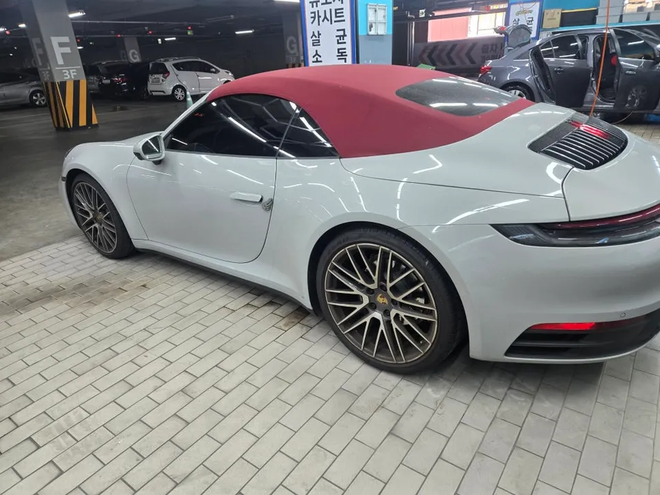 ポルシェ911のガラスコーティング事例|費用目安と仕上がり 施工写真 3-2
