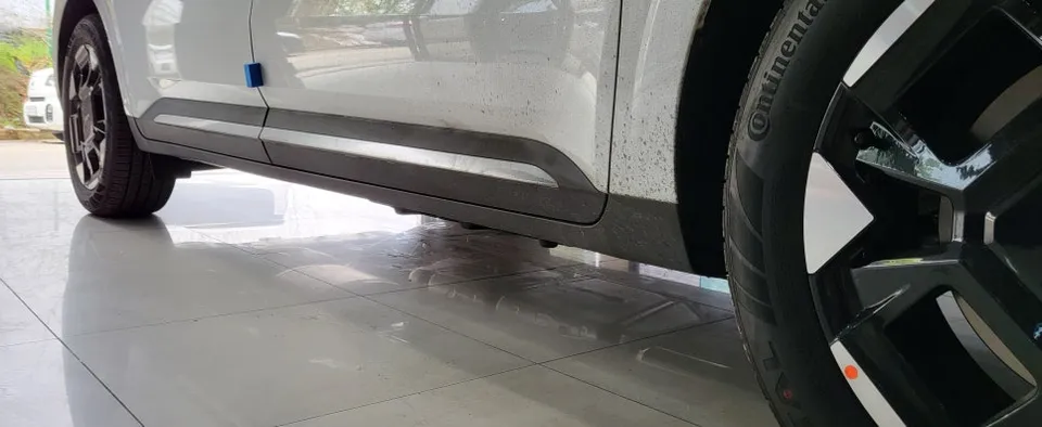 Kia Carnival KA4 Body Kit Installation Review photo 2