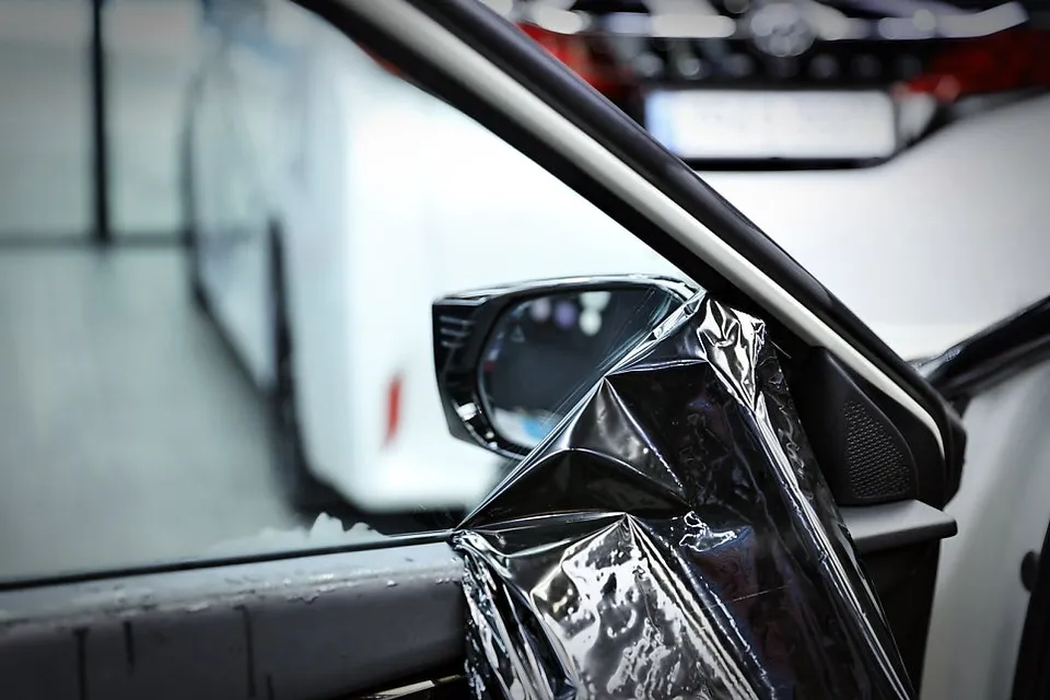 Kia EV6 window tinting - Kia EV6 Window Tinting Review: Blue-Black BN100 Film photo 5